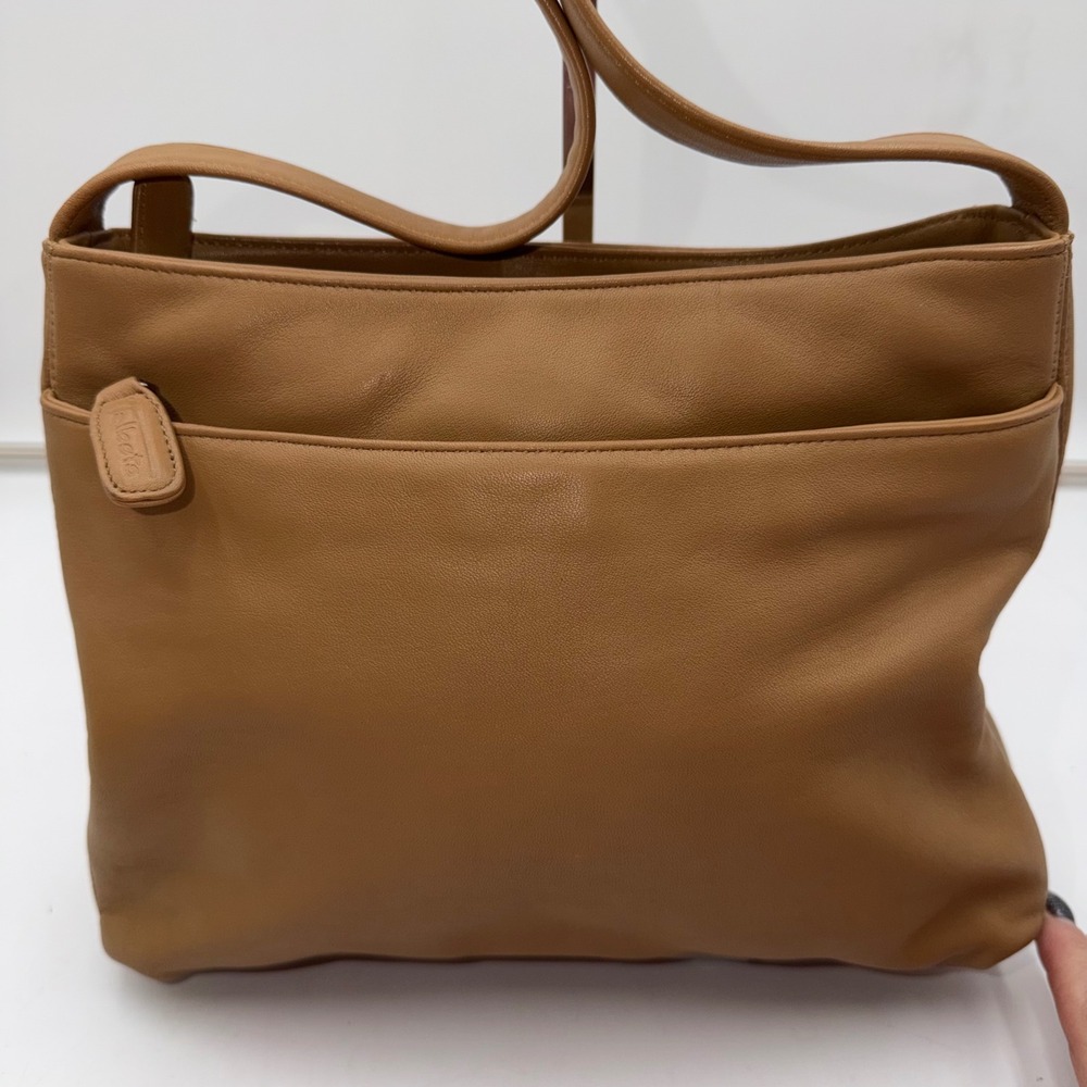 Talbots Genuine Leather Shoulder Bag Tan Crossbody Purse Adjustable Strap